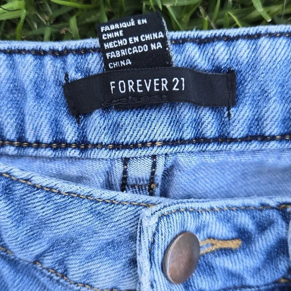 Forever 21 Ripped Blue Jeans Size 27 - Picture 4 of 4